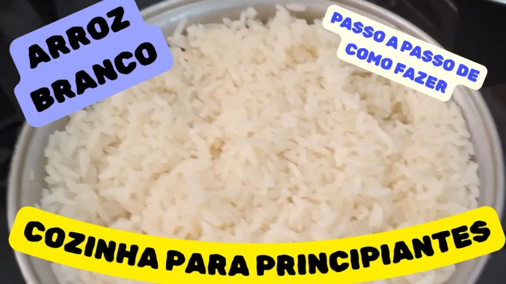 Para fazer um arroz branco bem soltinho, o segredo está na proporção de água, no refogado e no tempo de descanso.